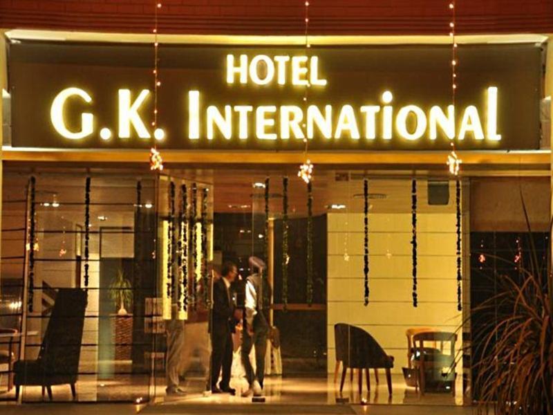 Hotel Gk International Chandīgarh Zewnętrze zdjęcie