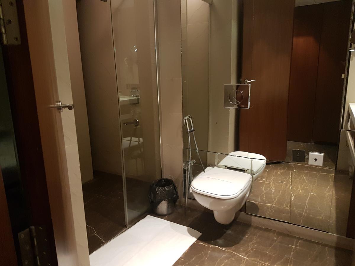 Hotel Gk International Chandīgarh Zewnętrze zdjęcie